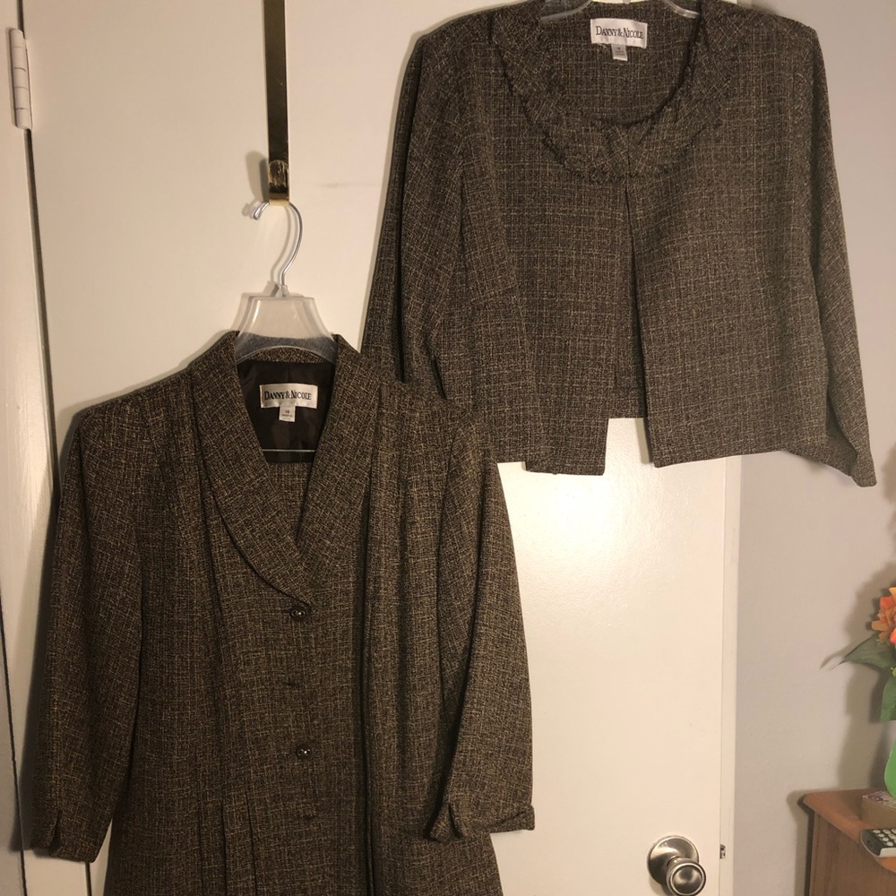 Woman’s Skirt Suit with 2 jackets